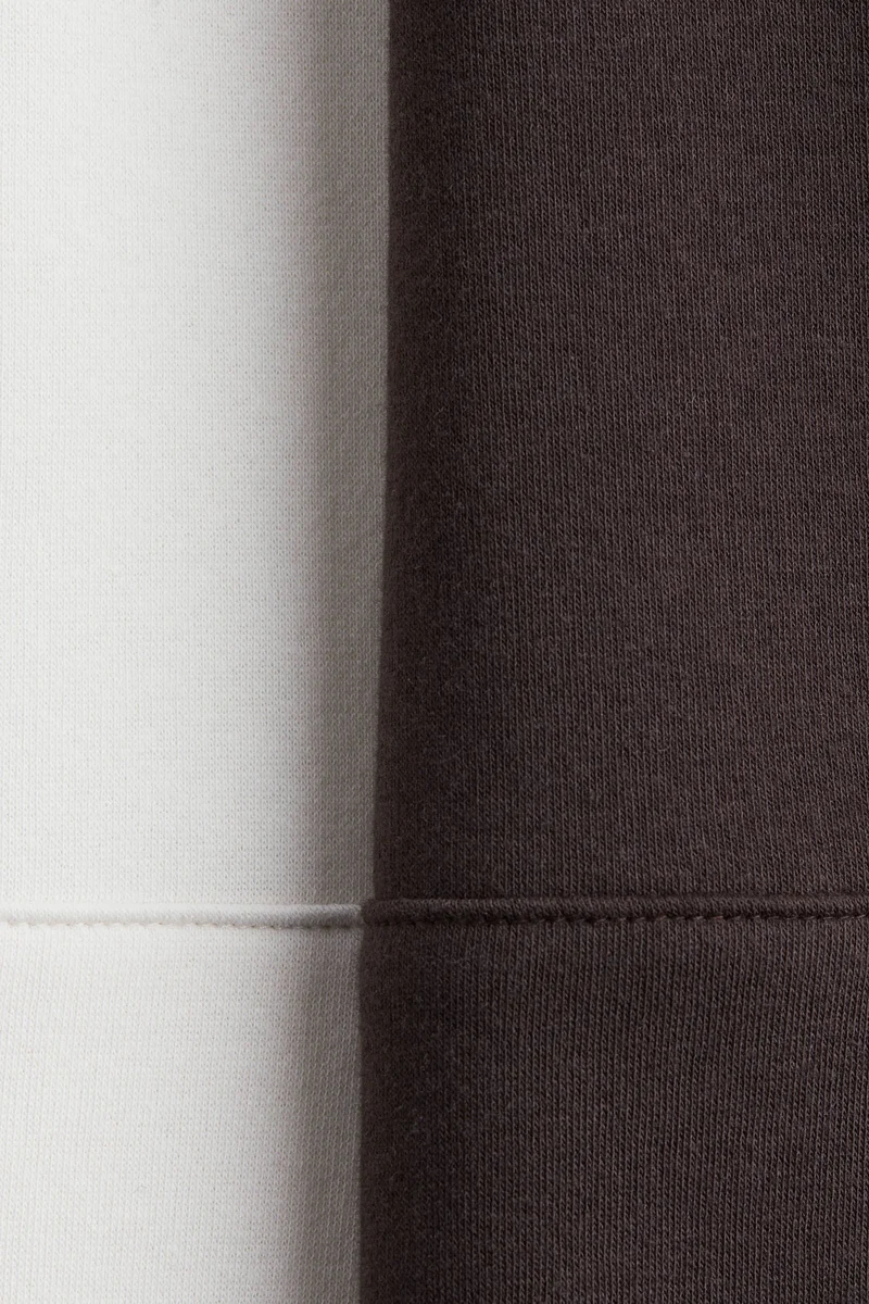 اتش اند ام هودي - عبوة من قطعتين